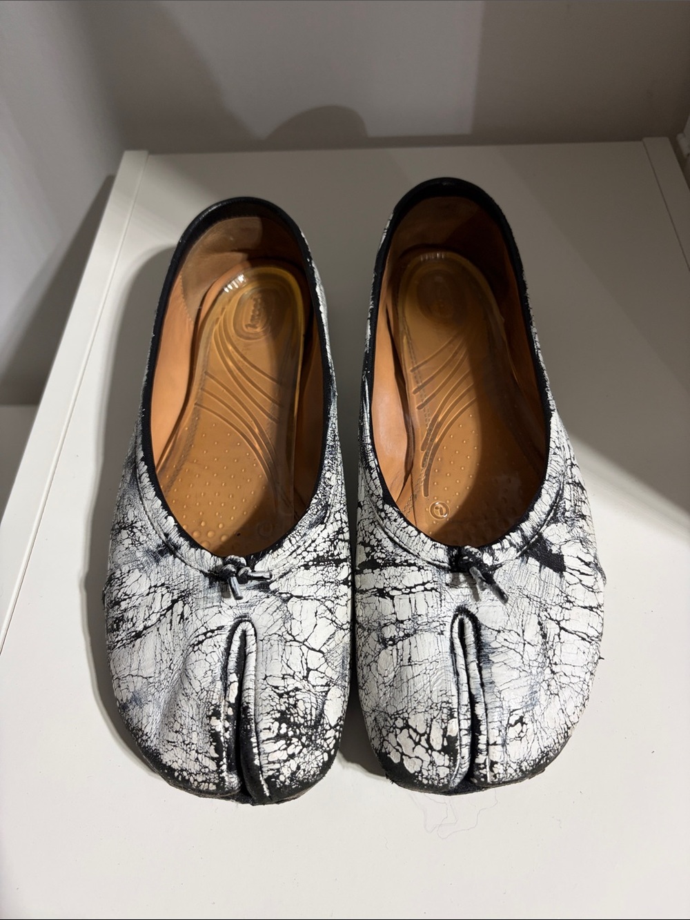 Maison Martin Margiela White and Black Crackle Split-Toe Flats